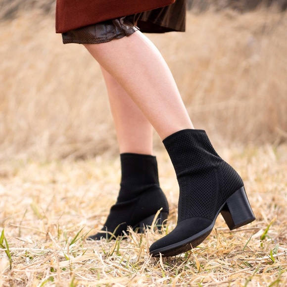 Born sock booties Clearance